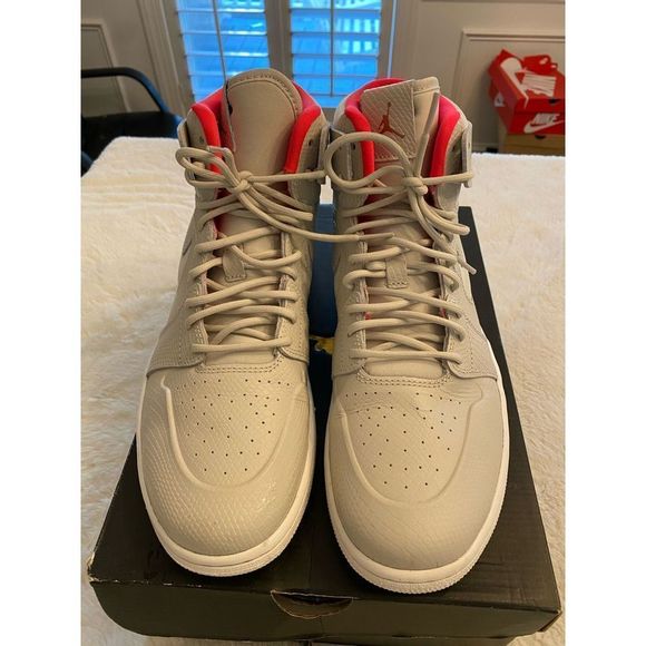 Air Jordan 1 Retro High Nouvea main image 9